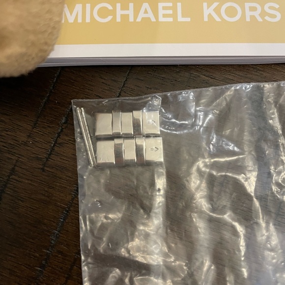 Michael Kors Silver Bracelet Watch - Picture 6 of 8